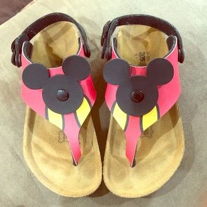 Kids Birki’s Disney Sandals Sz. 13.5